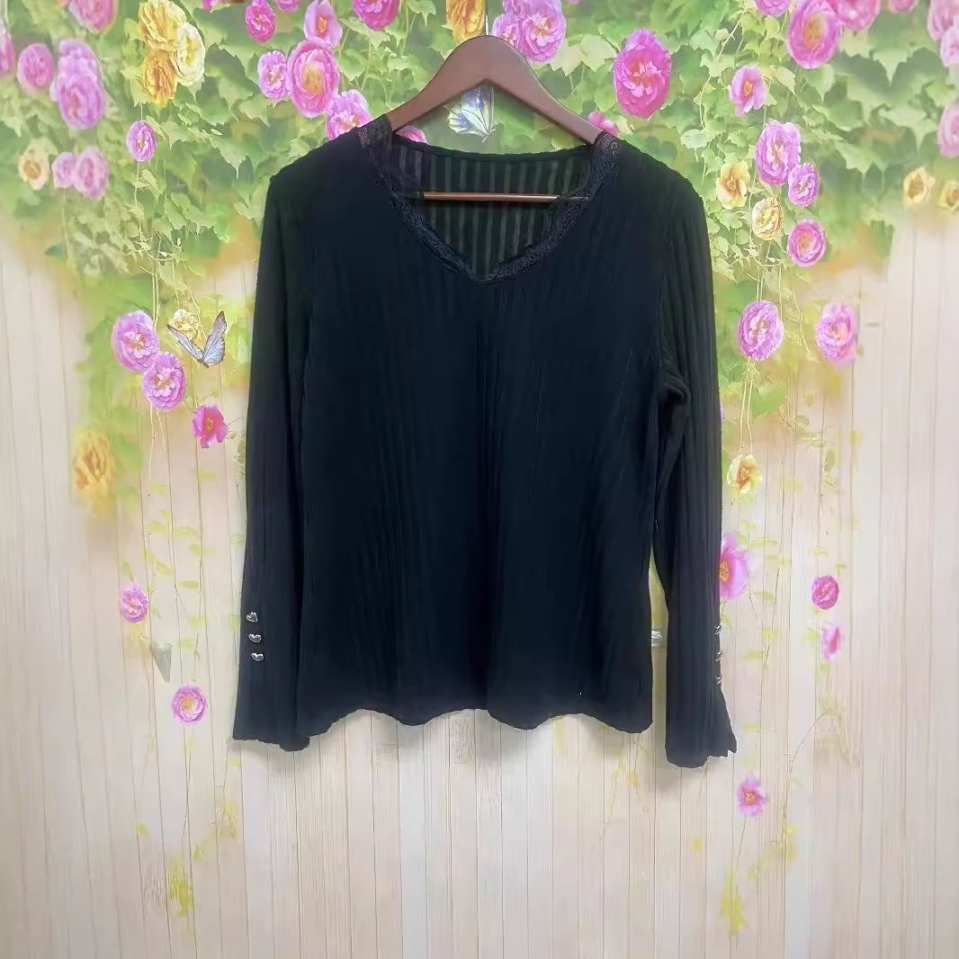 Womens V-neck Lace-button Solid-color Slim-fit Fashion Long-sleeve Top
