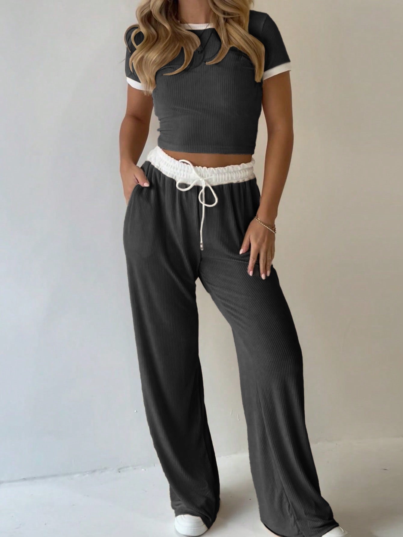 Casual Minimalist Solid Color Short Sleeve Top And Wide Leg Pants Set